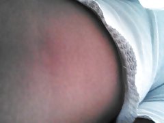 Uma suave carícia do próprio corpo