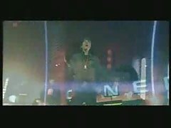 A enfermeira tirou e se masturbando