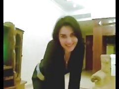 Grosso tia no sofá
