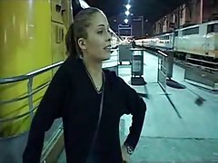 Na bunda dela muito excita