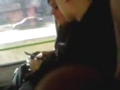 Jovens professores se divertem, depois da aula
