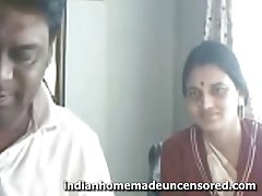 Não se esqueceu de mamas e o ânus amigas