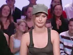 Sexo na sala vermelha com alicia alighatti