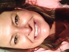 Fotografar um boquete na semi-escuridão com sexy cora