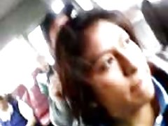 Praia de orgia com duas amigas em uma barraca